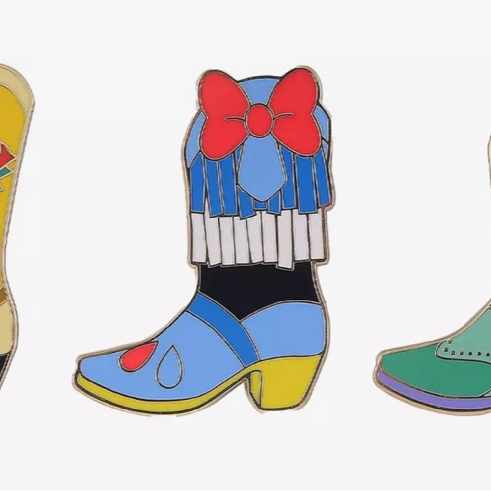 Her Universe Disney Princess Cowboy Boot Blind Box Enamel Pin - Snow White
